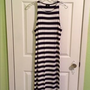 maxi blue & white stripe dress side slits medium